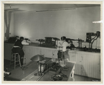 Students in Spectroscopy Lab, Broad and Pine