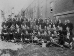 Large group portrait, Broad and Pine, 1899